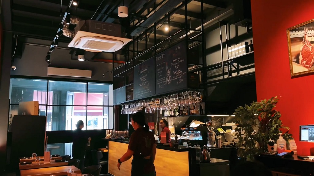 Boeuf strakhouse in Singapore