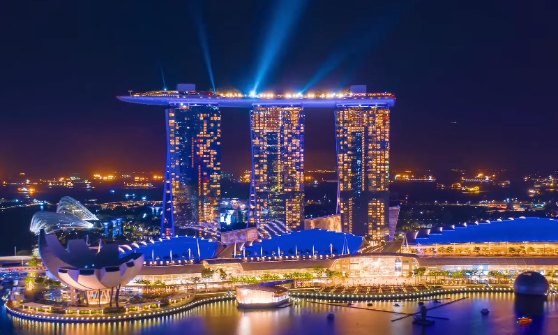 Marina Bay Sands building at night